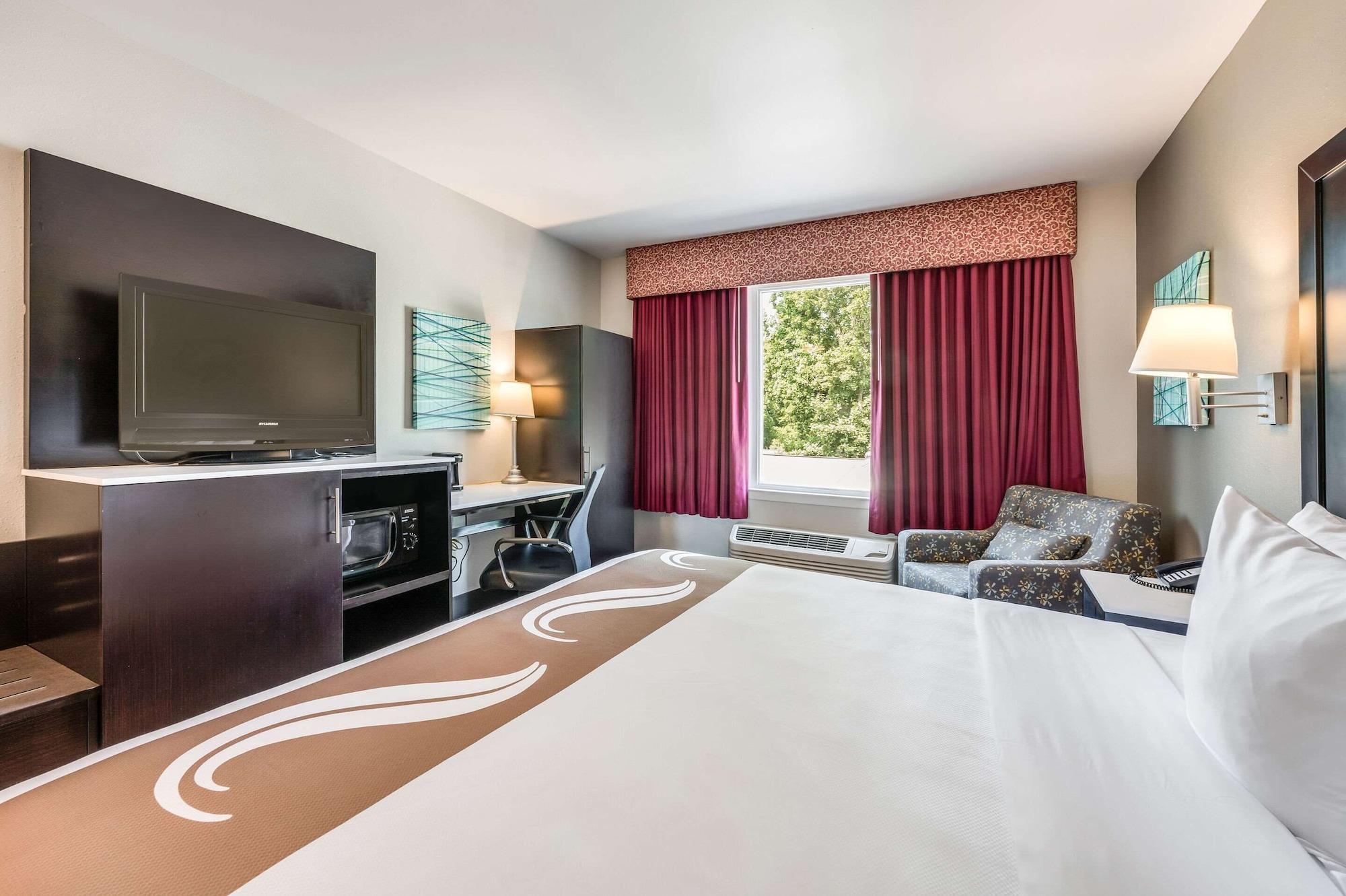 Quality Inn Poughkeepsie Extérieur photo