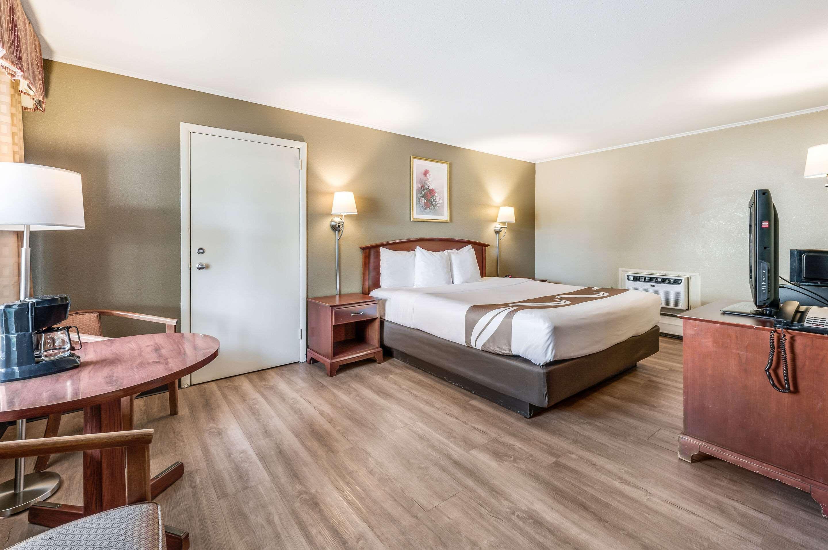 Quality Inn Poughkeepsie Extérieur photo