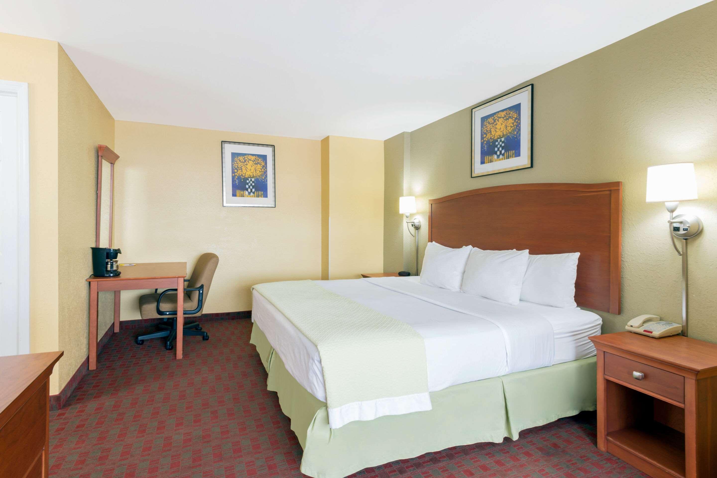 Quality Inn Poughkeepsie Extérieur photo