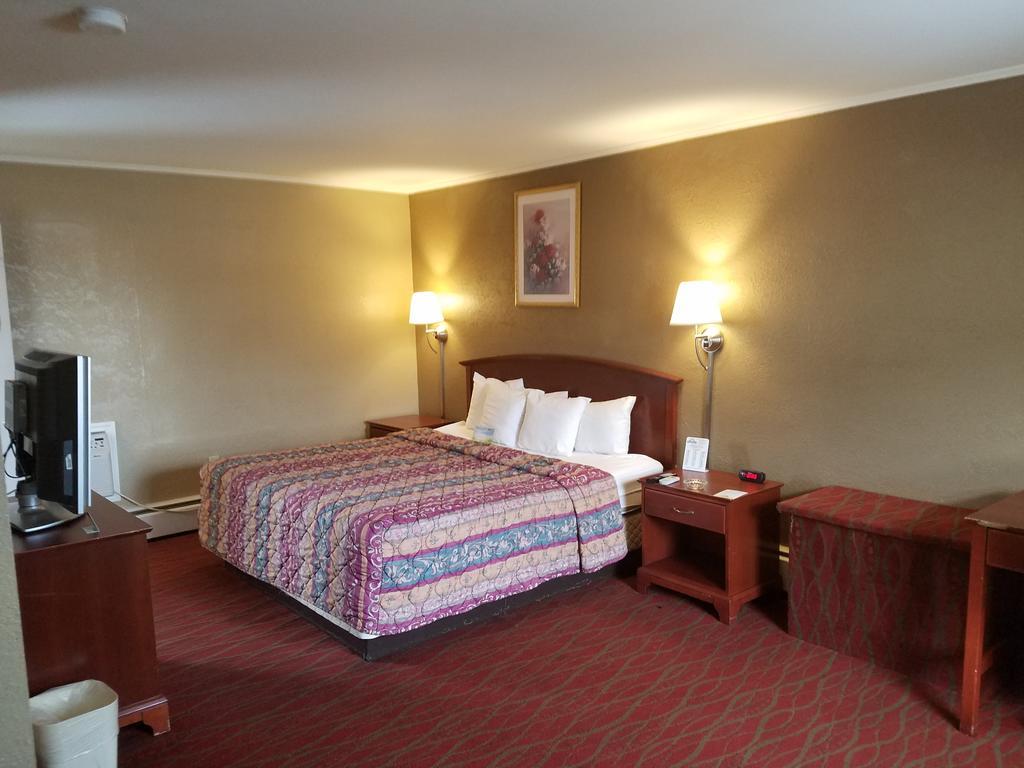 Quality Inn Poughkeepsie Extérieur photo